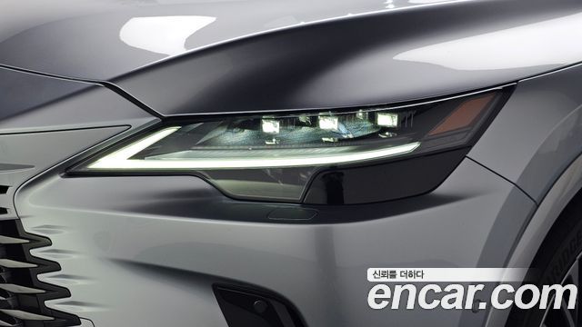 Lexus RX 2025 — photo 8