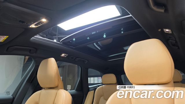 Volvo XC60 2021 — photo 23