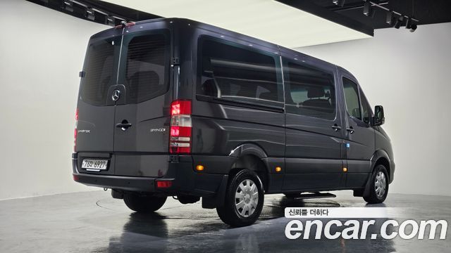 Mercedes-Benz Sprinter 2017 — photo 2