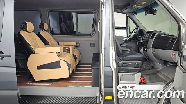 Mercedes-Benz Sprinter 2017 — photo 11