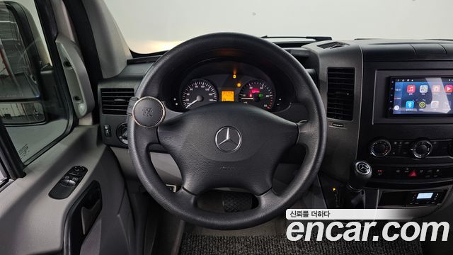 Mercedes-Benz Sprinter 2017 — photo 13