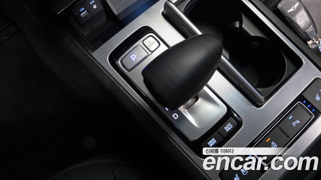Genesis G80 2018 — photo 12