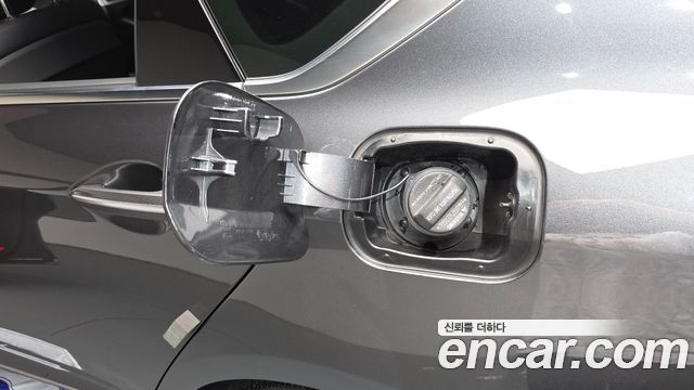 Genesis G80 2018 — photo 19
