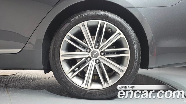 Genesis G80 2018 — photo 7