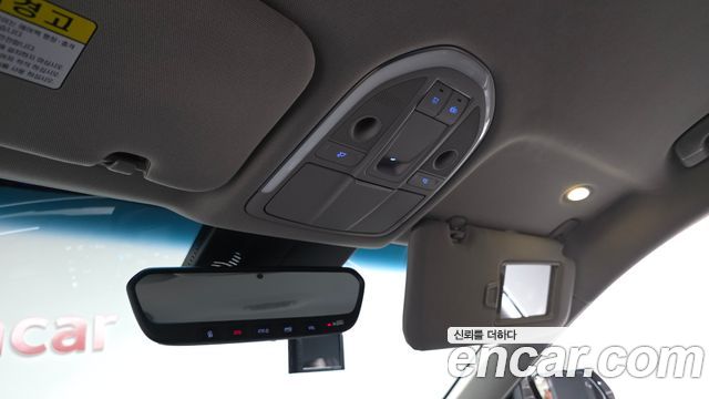 Genesis G80 2018 — photo 29