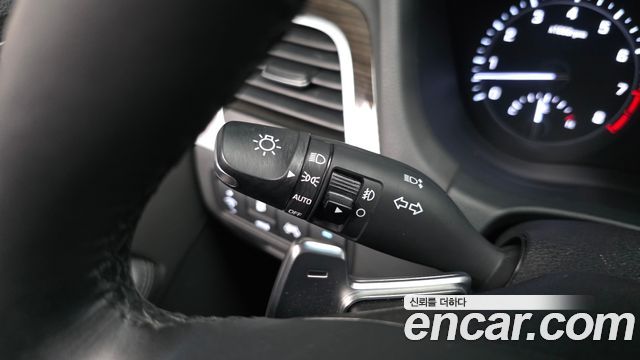 Genesis G80 2018 — photo 35
