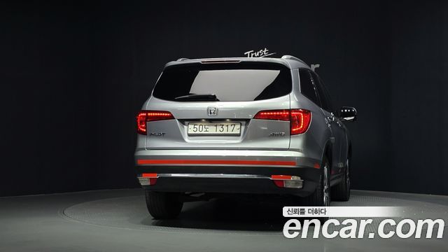 Honda Pilot 2017 — photo 4