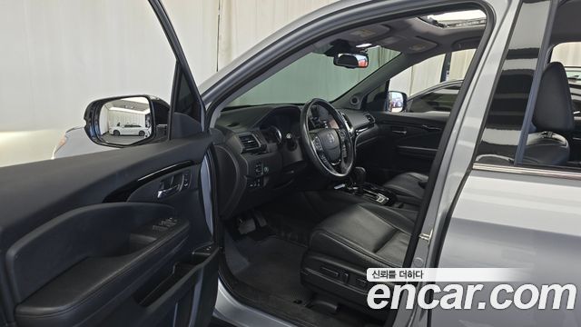 Honda Pilot 2017 — photo 10