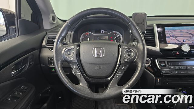 Honda Pilot 2017 — photo 17