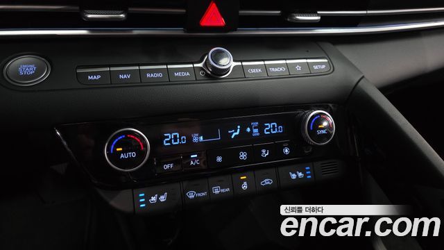 Hyundai AVANTE 2024 — photo 23
