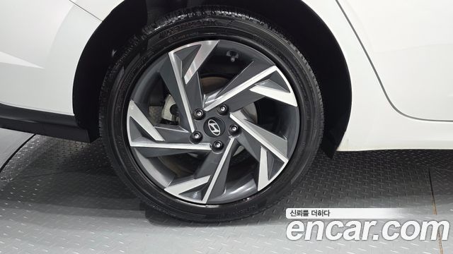 Hyundai AVANTE 2024 — photo 7