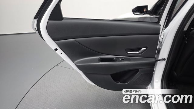Hyundai AVANTE 2024 — photo 15