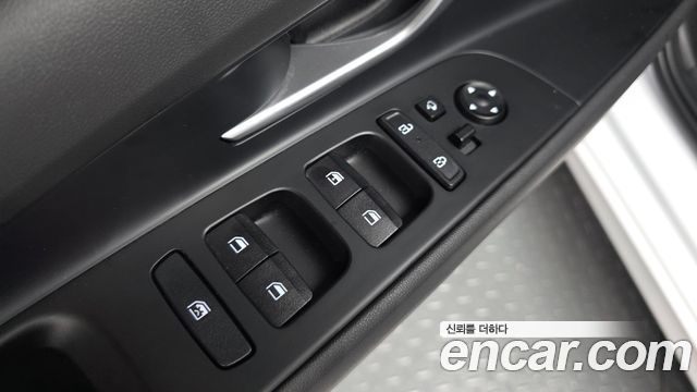 Hyundai AVANTE 2024 — photo 28