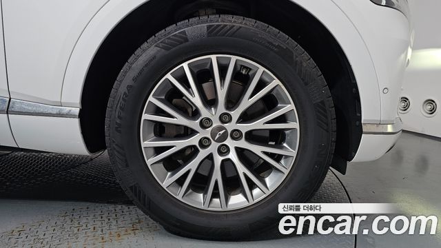 Genesis GV80 2020 — photo 7
