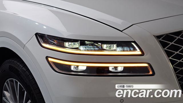 Genesis GV80 2020 — photo 8