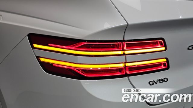 Genesis GV80 2020 — photo 9