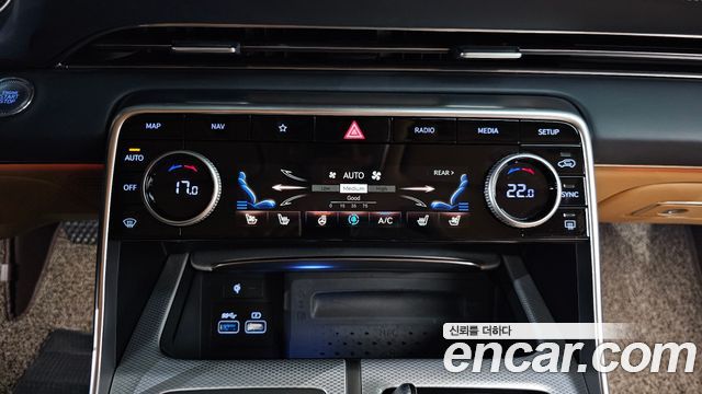 Genesis GV80 2020 — photo 29