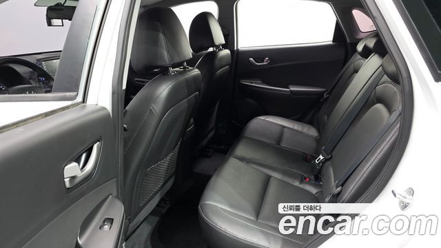 Hyundai Kona 2018 — photo 17