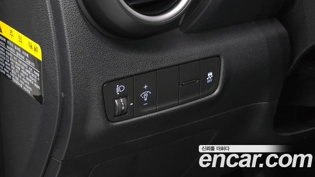 Hyundai Kona 2018 — photo 21