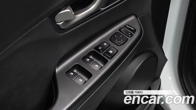 Hyundai Kona 2018 — photo 22