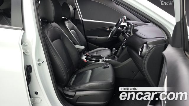 Hyundai Kona 2018 — photo 16