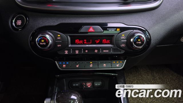 Kia Sorento 2016 — photo 32