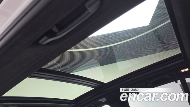 BMW X5M 2021 — photo 24
