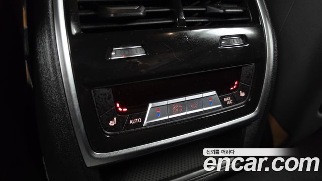 BMW X5M 2021 — photo 25