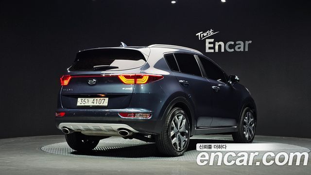 Kia Sportage 2018 — photo 2