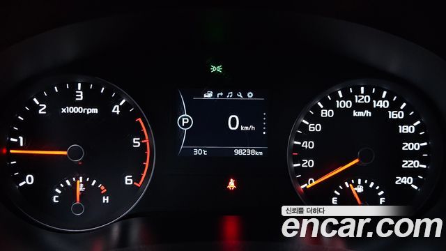 Kia Sportage 2018 — photo 11