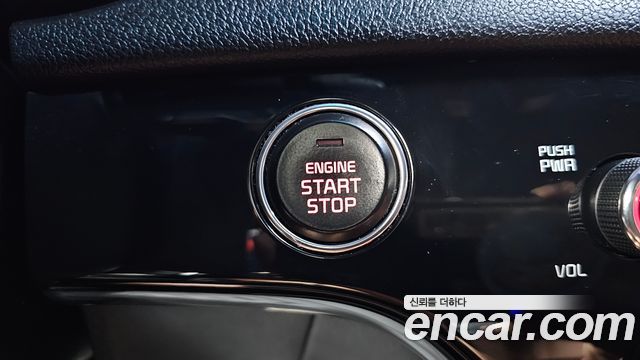 Kia Sportage 2018 — photo 23