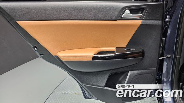 Kia Sportage 2018 — photo 15