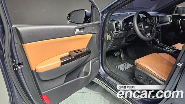 Kia Sportage 2018 — photo 16