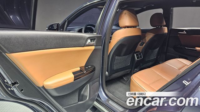 Kia Sportage 2018 — photo 29