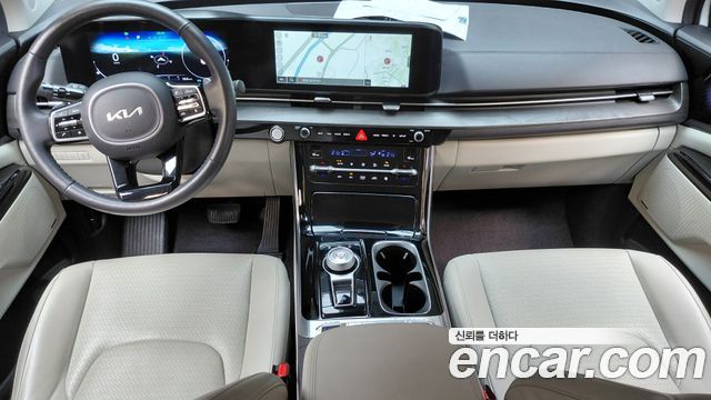 Kia Canival 2023 — photo 10