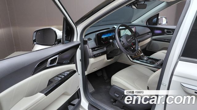 Kia Canival 2023 — photo 13
