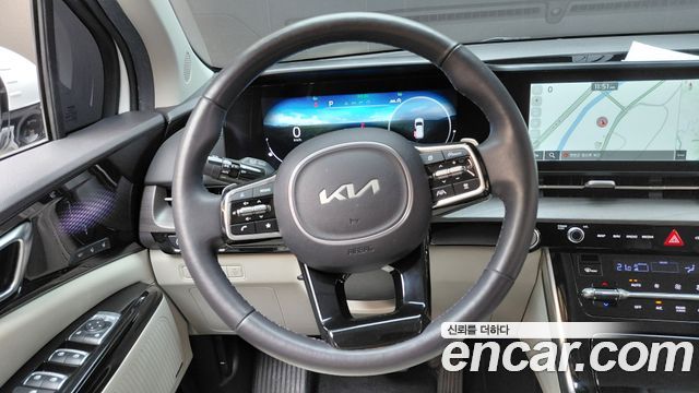 Kia Canival 2023 — photo 20