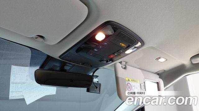 Kia Canival 2023 — photo 22