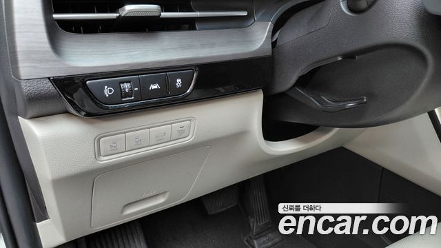 Kia Canival 2023 — photo 29