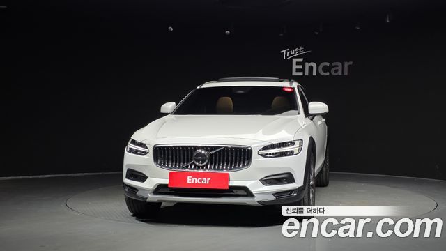 Volvo V90 2024 — photo 3