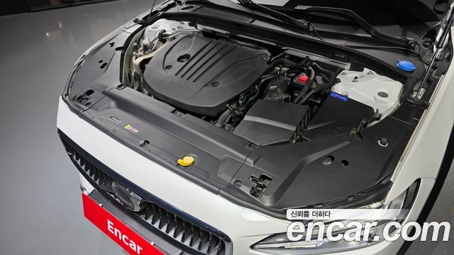 Volvo V90 2024 — photo 6