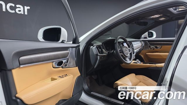 Volvo V90 2024 — photo 10