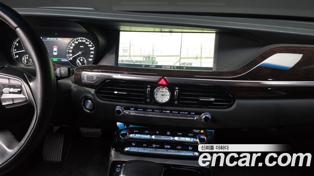 Genesis EQ900 2018 — photo 13
