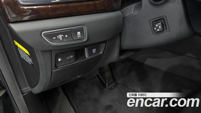Genesis EQ900 2018 — photo 18
