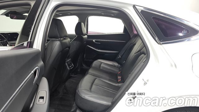Hyundai Sonata 2020 — photo 18