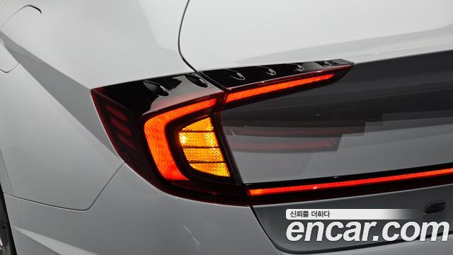 Hyundai Sonata 2020 — photo 9