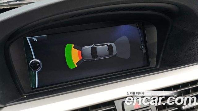 BMW 3-Series 2011 — photo 16