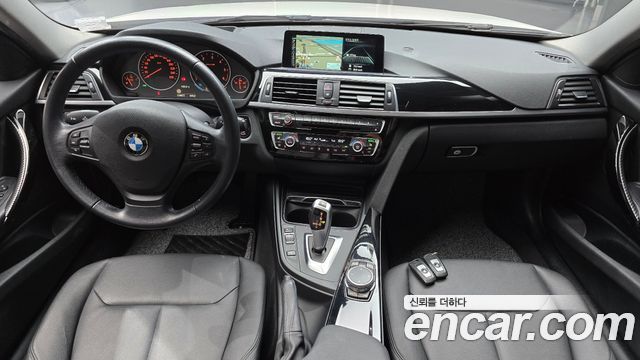 BMW 3-Series 2016 — photo 7