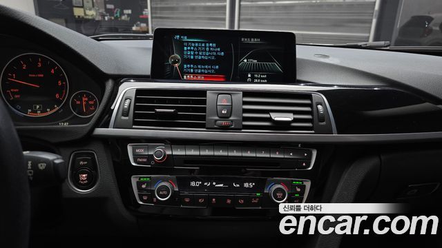 BMW 3-Series 2016 — photo 14