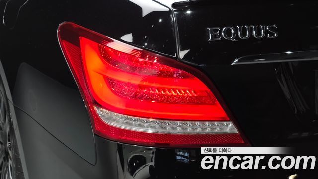 Hyundai Equus 2013 — photo 9